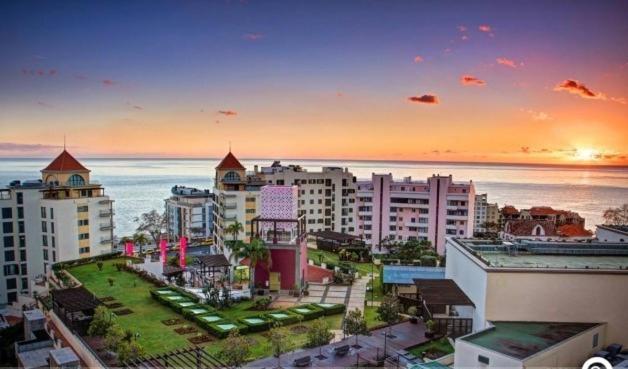 Berco Funchal Villa Buitenkant foto